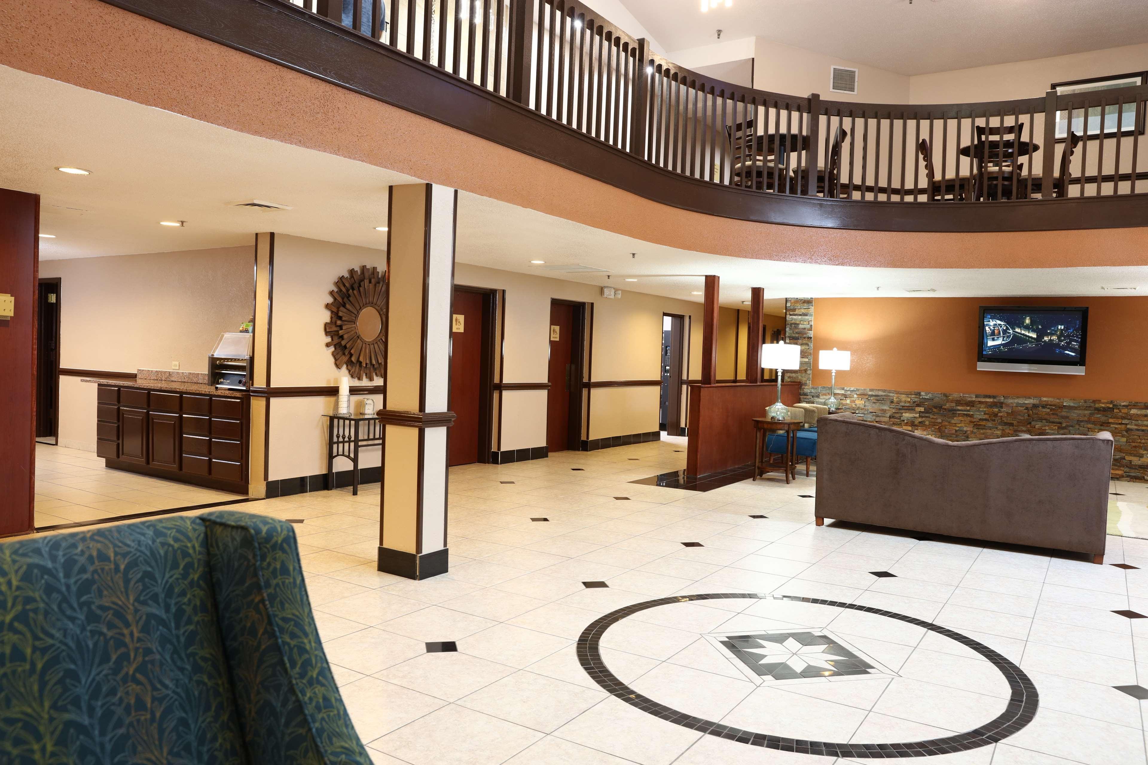 Americinn By Wyndham Grand Rapids Airport North Cascade Exterior photo
