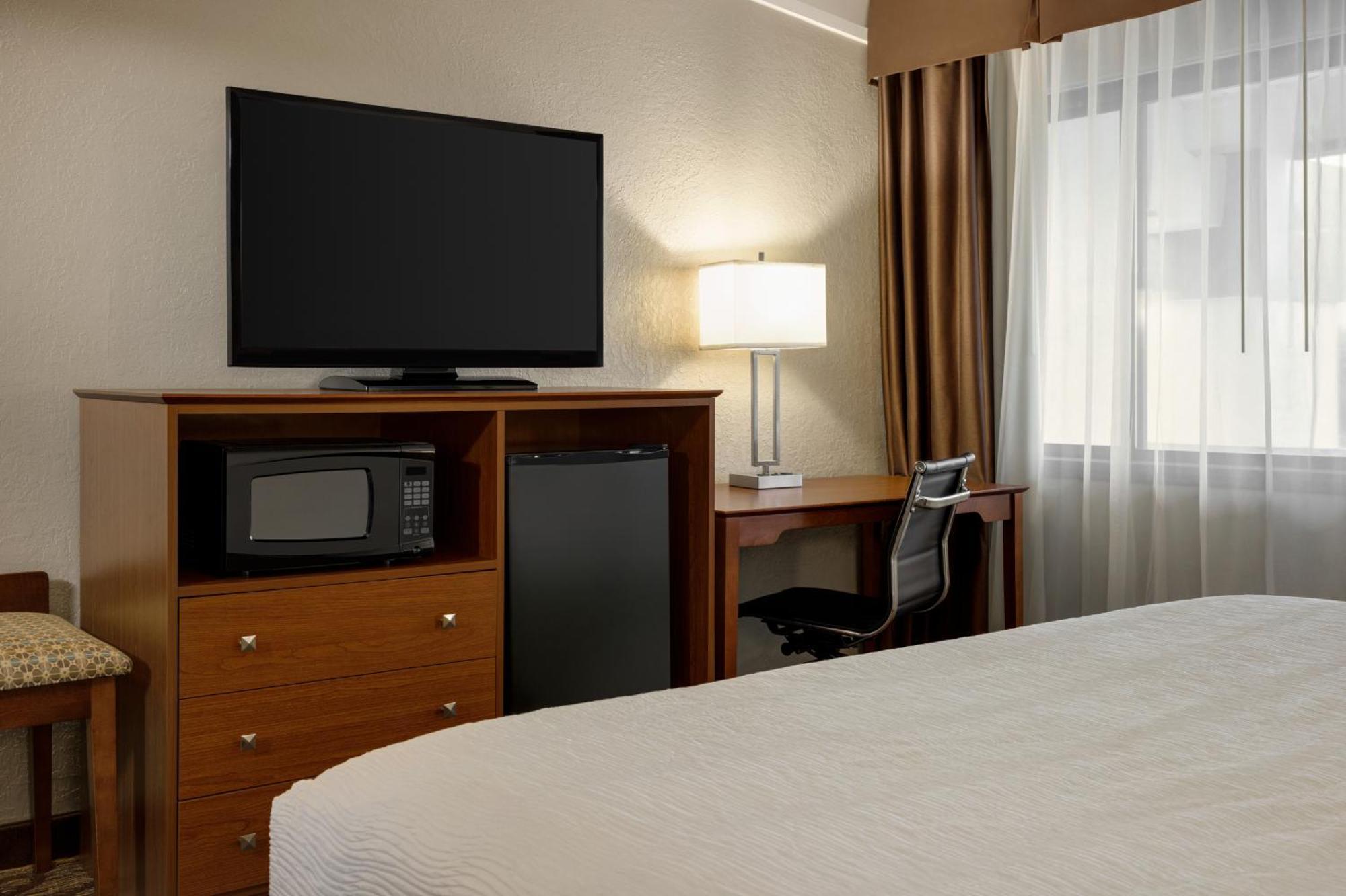 Americinn By Wyndham Grand Rapids Airport North Cascade Exterior photo