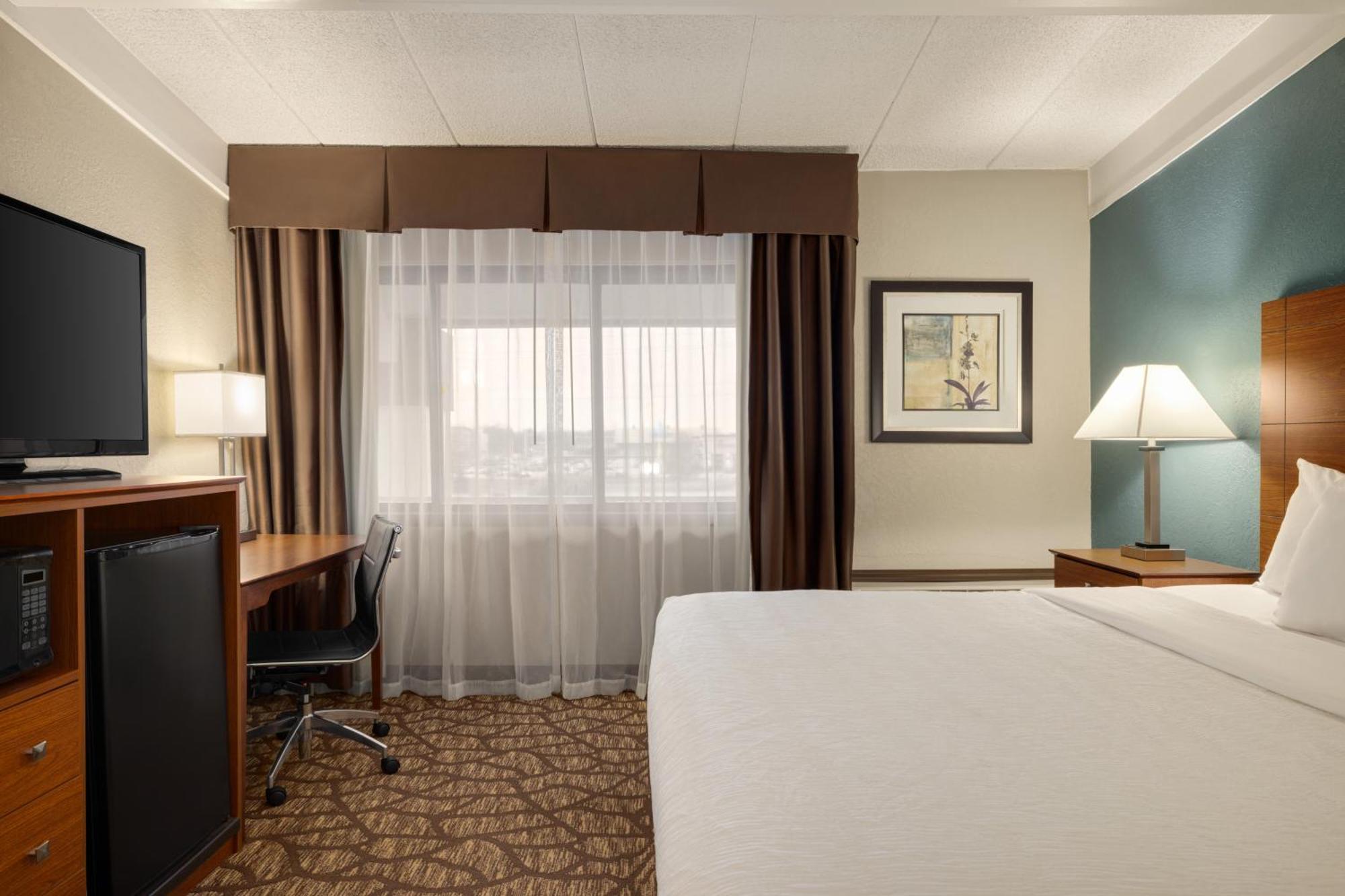 Americinn By Wyndham Grand Rapids Airport North Cascade Exterior photo